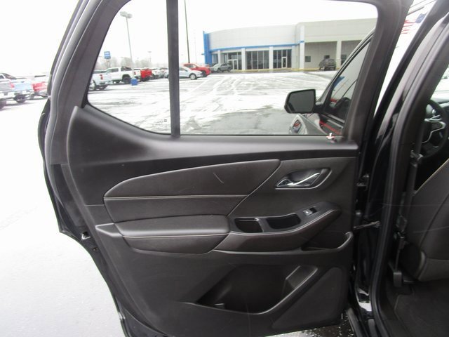 Certified 2023 Chevrolet Traverse Premier w/ Redline Edition image 19