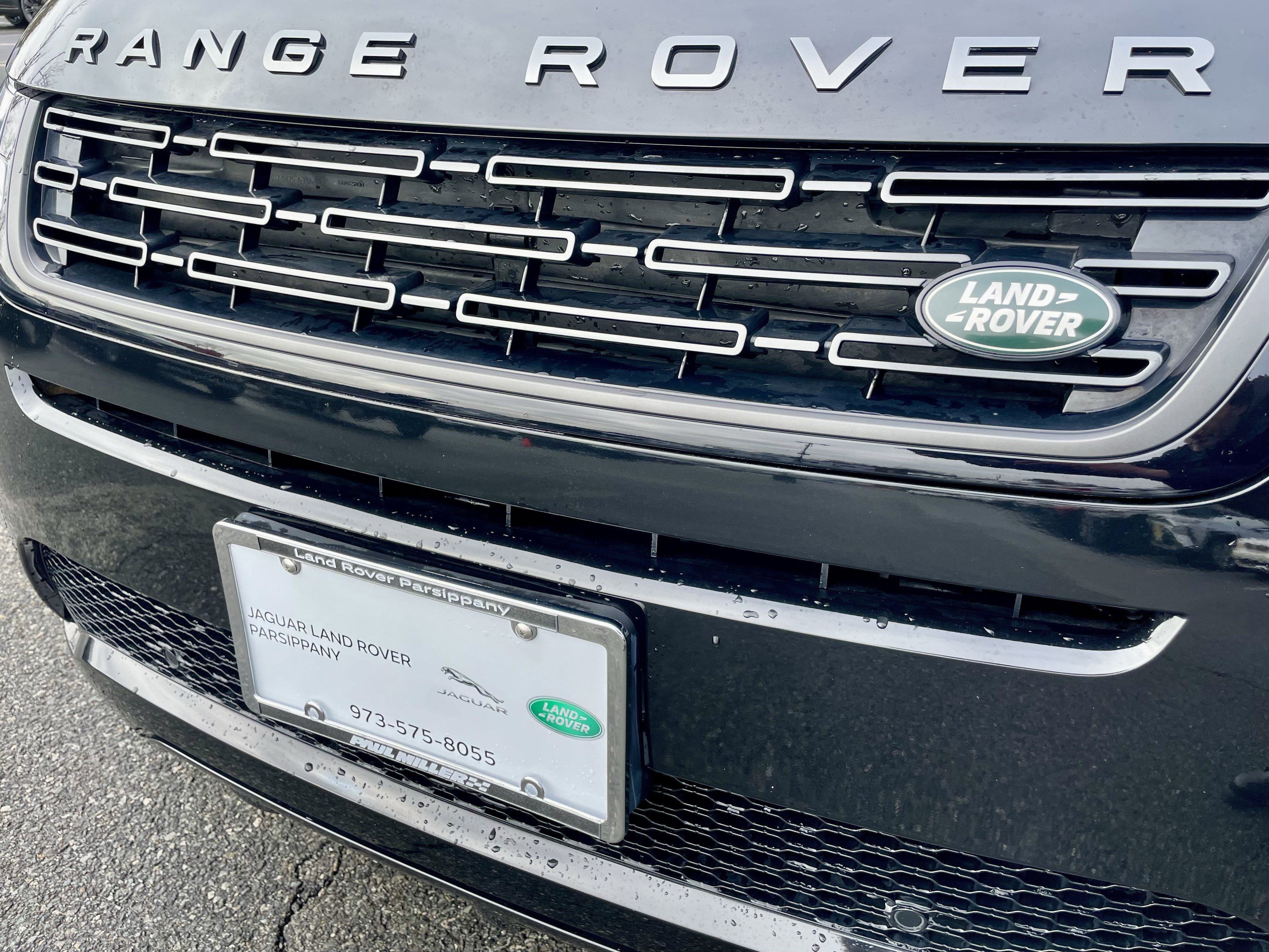 Certified 2024 Land Rover Range Rover Evoque Dynamic SE image 32