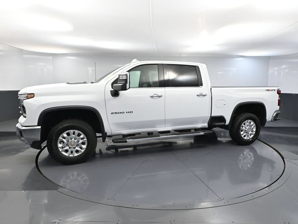 Used 2024 Chevrolet Silverado 2500 LTZ AWD/4WD image 8