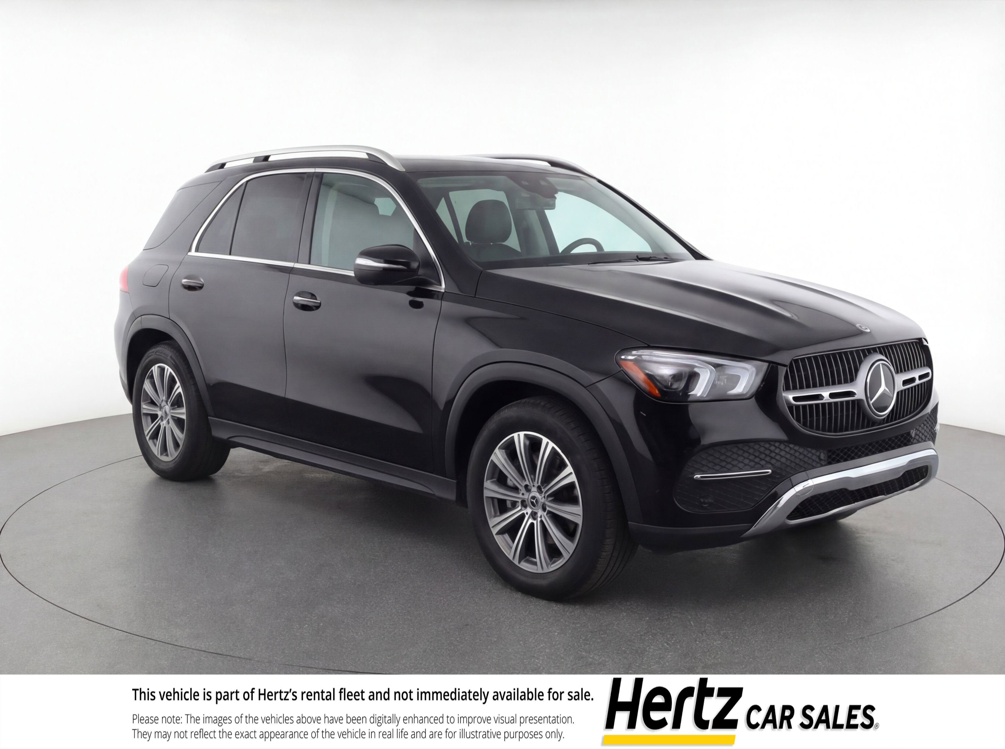 Used 2024 Mercedes-Benz GLC 300 4MATIC image 1