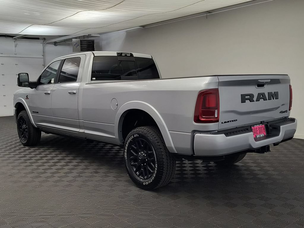 Used 2026 RAM 3500 Limited AWD/4WD image 3
