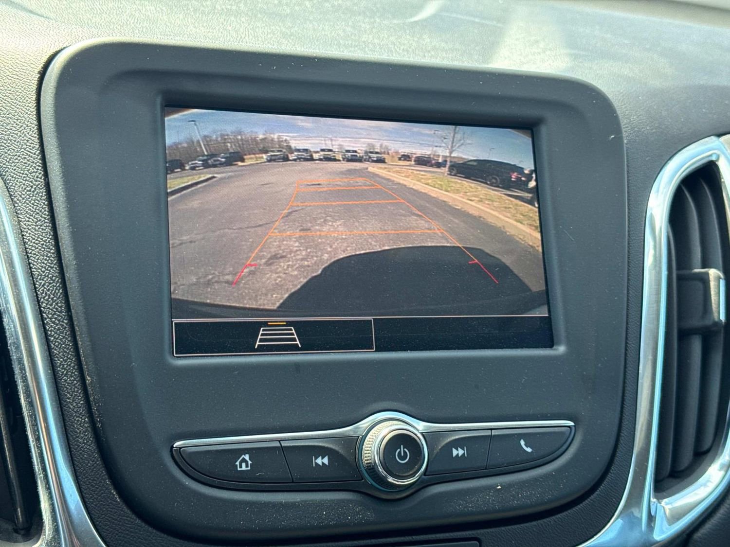 Used 2023 Chevrolet Equinox LT FWD image 29