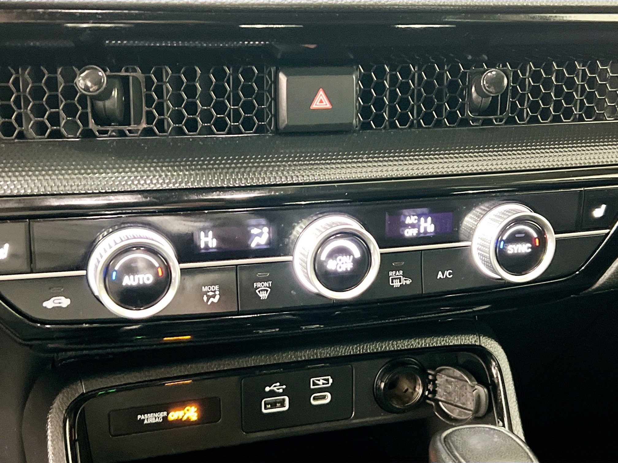 Used 2025 Honda CR-V EX-L image 12