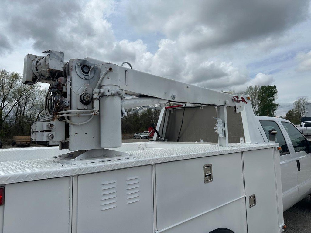 Used 2015 Ford F550 4x4 Crew Cab Super Duty image 13