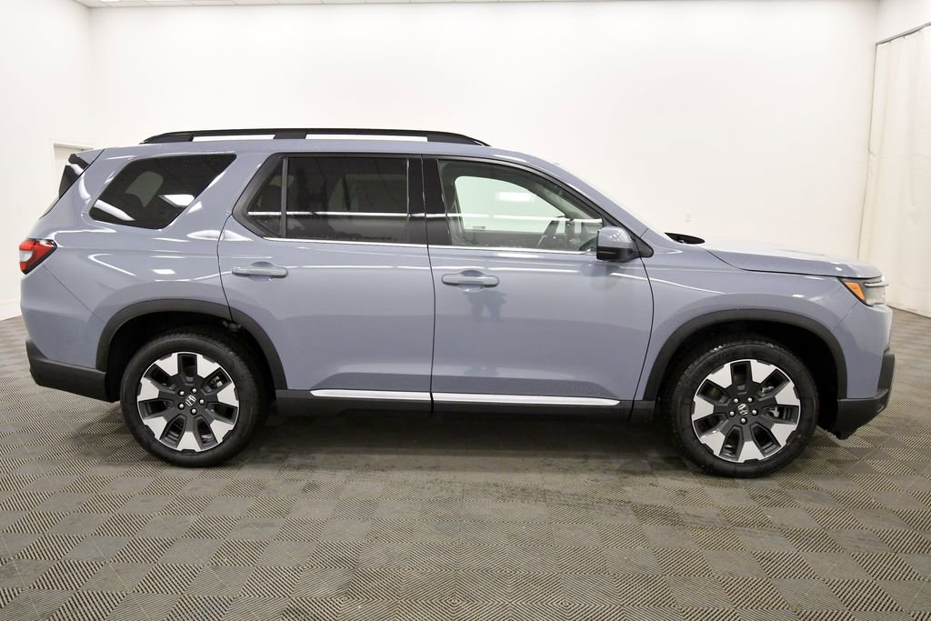New 2026 Honda Pilot Touring image 8
