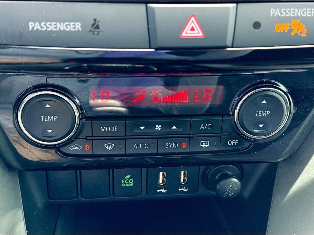 Used 2022 Mitsubishi Eclipse Cross SEL FWD image 33