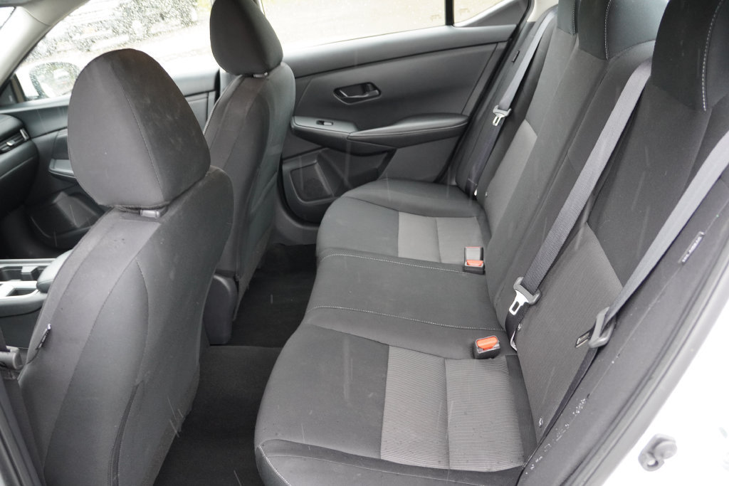 Used 2025 Nissan Sentra SV FWD image 17