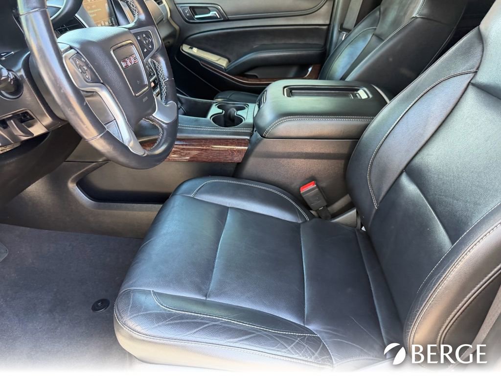 Used 2019 GMC Yukon SLT w/ HD Trailering Package image 21