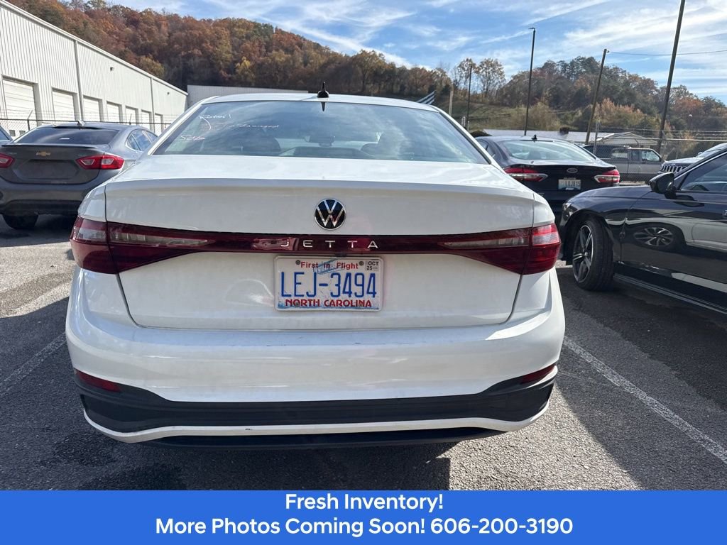 Used 2025 Volkswagen Jetta S image 6