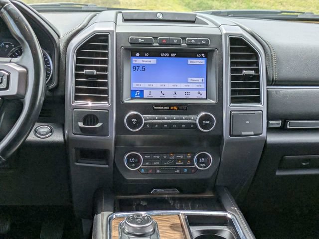 Used 2019 Ford Expedition Platinum RWD image 20