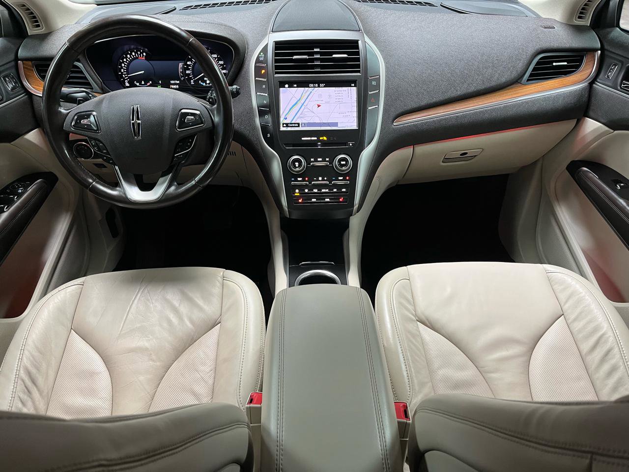 Used 2019 Lincoln MKC Select w/ Select Plus Package AWD/4WD image 9