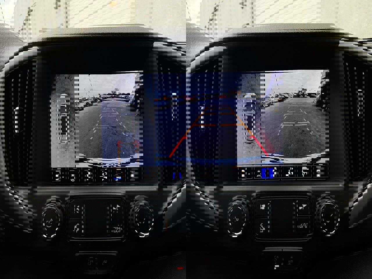 Used 2023 GMC Terrain AT4 w/ Infotainment Package II image 38