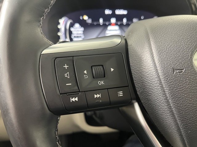 Used 2023 INFINITI QX60 Sensory w/ Vision Package image 21