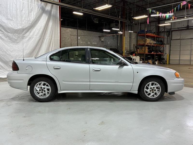 Used 2004 Pontiac Grand Am SE FWD image 4
