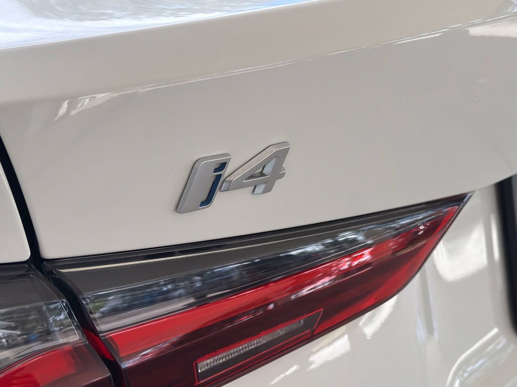 Used 2024 BMW i4 eDrive40 RWD image 17