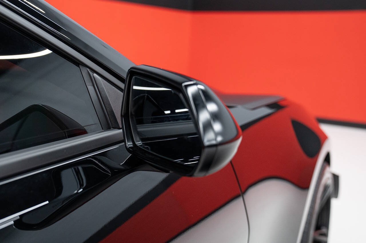 Used 2021 Chevrolet Camaro ZL1 RWD image 63