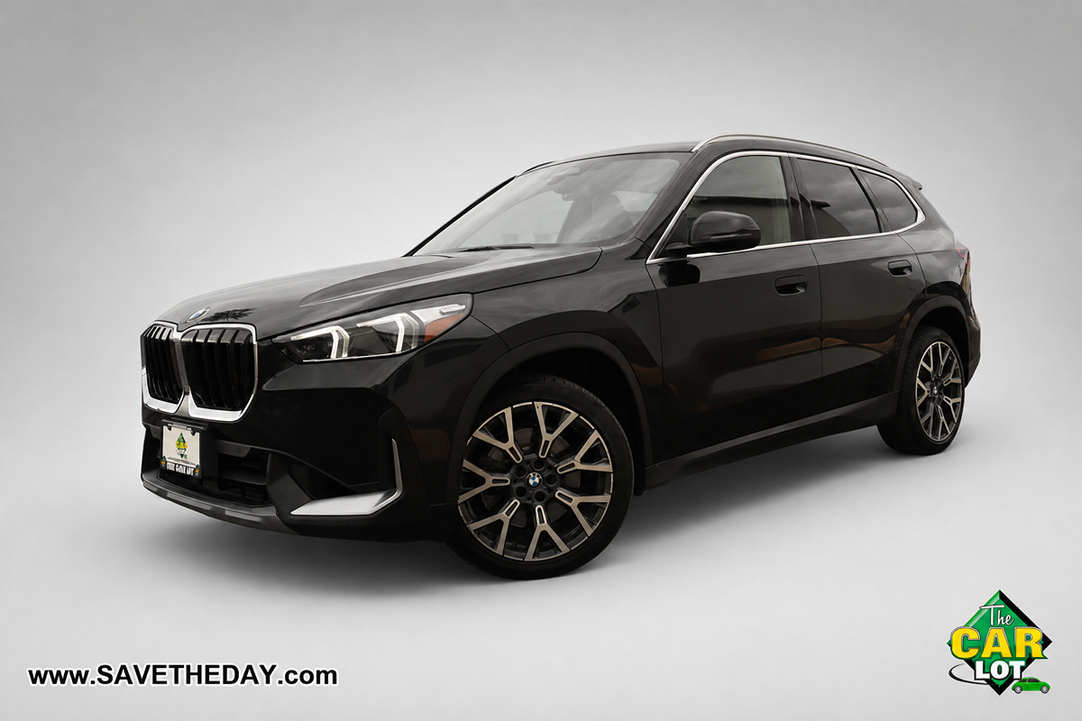 Used 2023 BMW X1 xDrive28i w/ Convenience Package AWD/4WD image 2