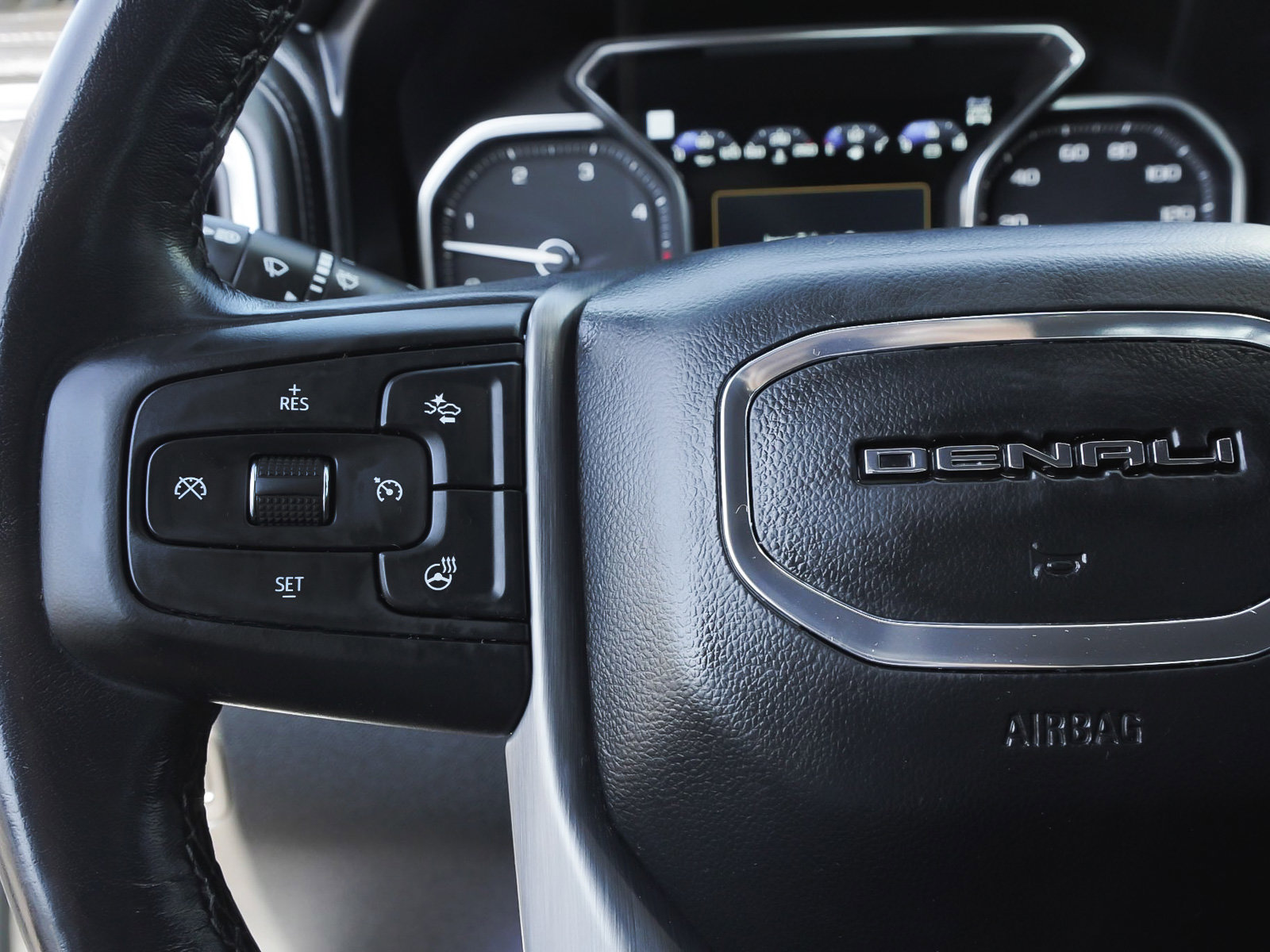 Used 2021 GMC Sierra 2500 Denali image 18