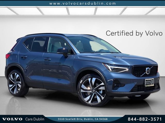 Certified 2026 Volvo XC40 B4 Plus w/ Protection Package Premier FWD image 1