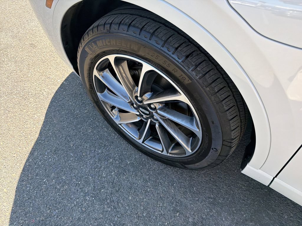Certified 2024 Lincoln Corsair Grand Touring w/ Equipment Group 301A AWD/4WD image 29