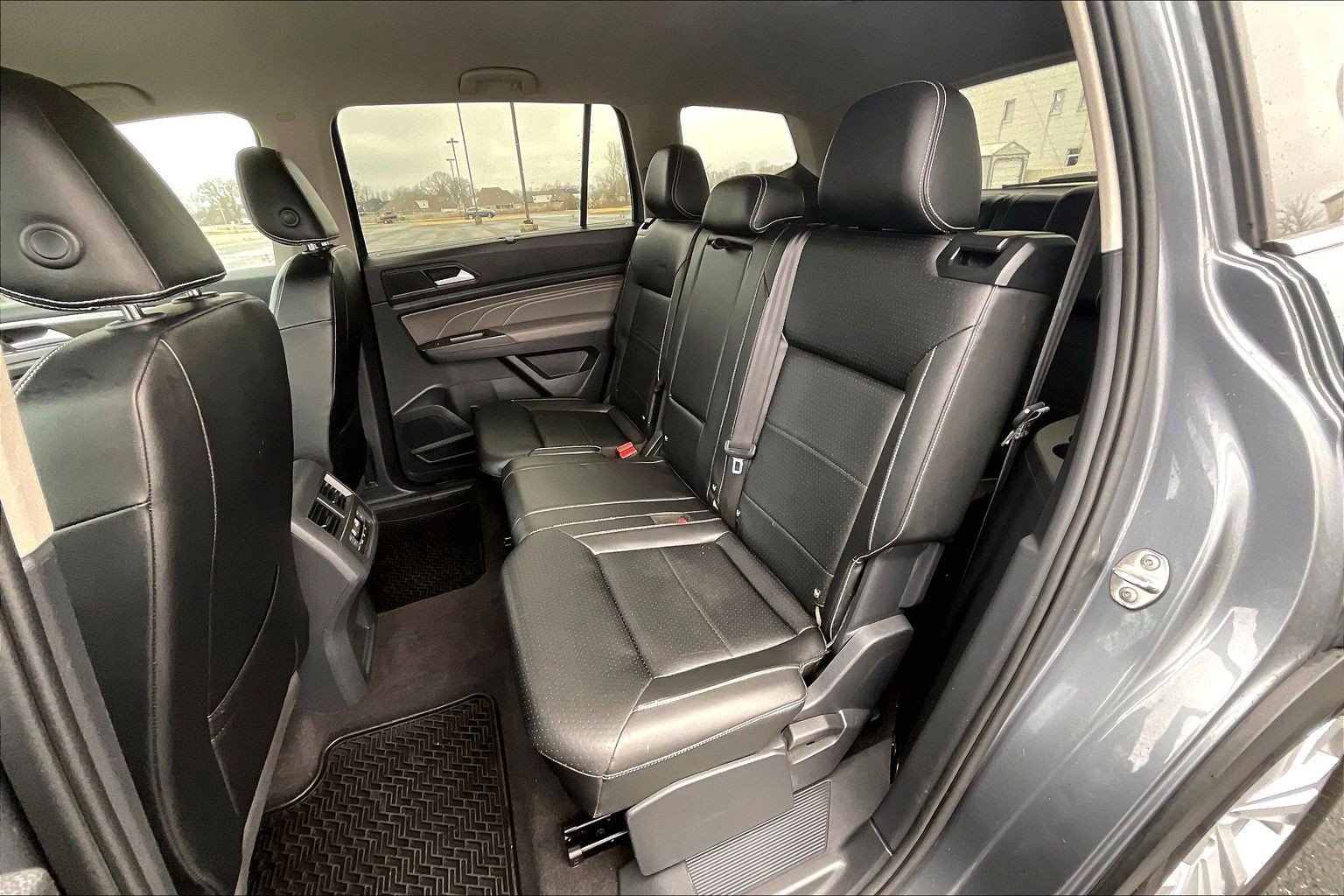 Used 2022 Volkswagen Atlas SE image 17