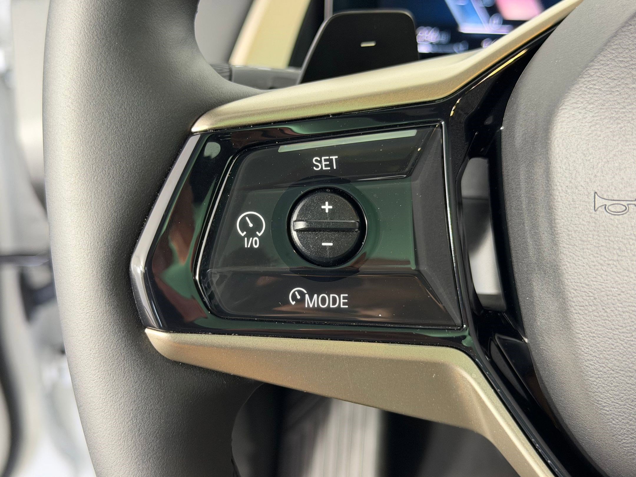 Used 2025 BMW X3 xDrive30i w/ Premium Package image 14