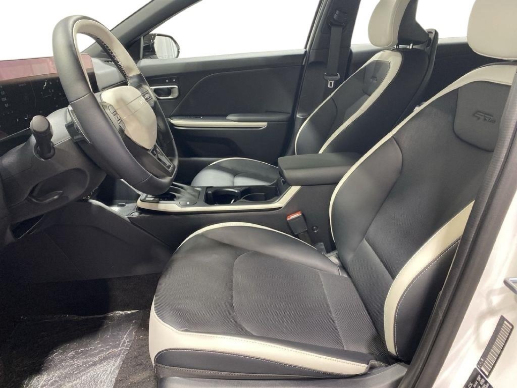 New 2026 Kia K4 EX w/ GT-Line Premium Package FWD image 12