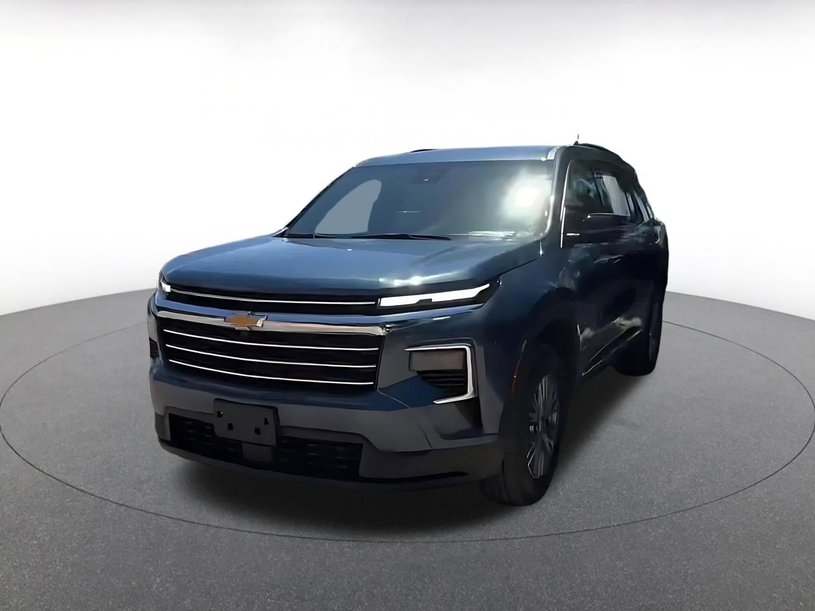 Used 2025 Chevrolet Traverse LT AWD/4WD image 7