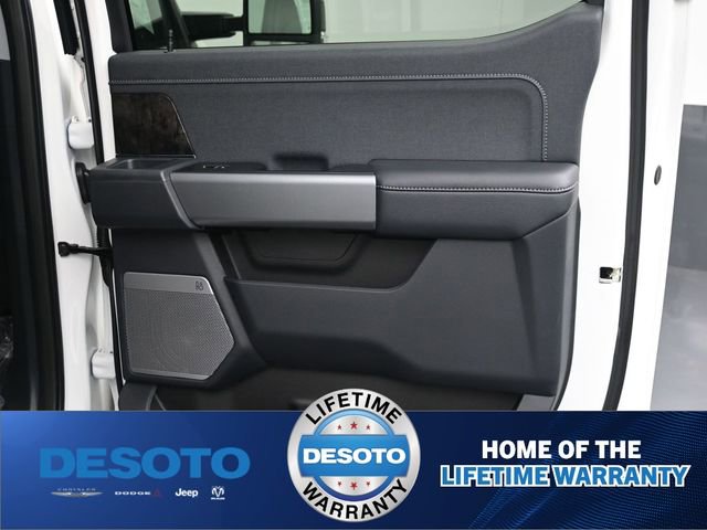 New 2026 Ford F250 Lariat w/ Lariat Premium Package image 13