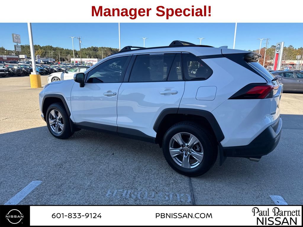 Used 2023 Toyota RAV4 XLE image 12