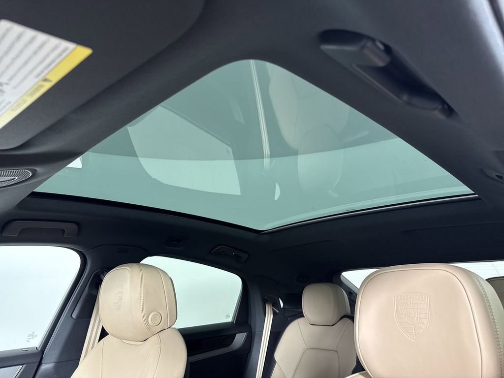 New 2026 Porsche Cayenne image 42