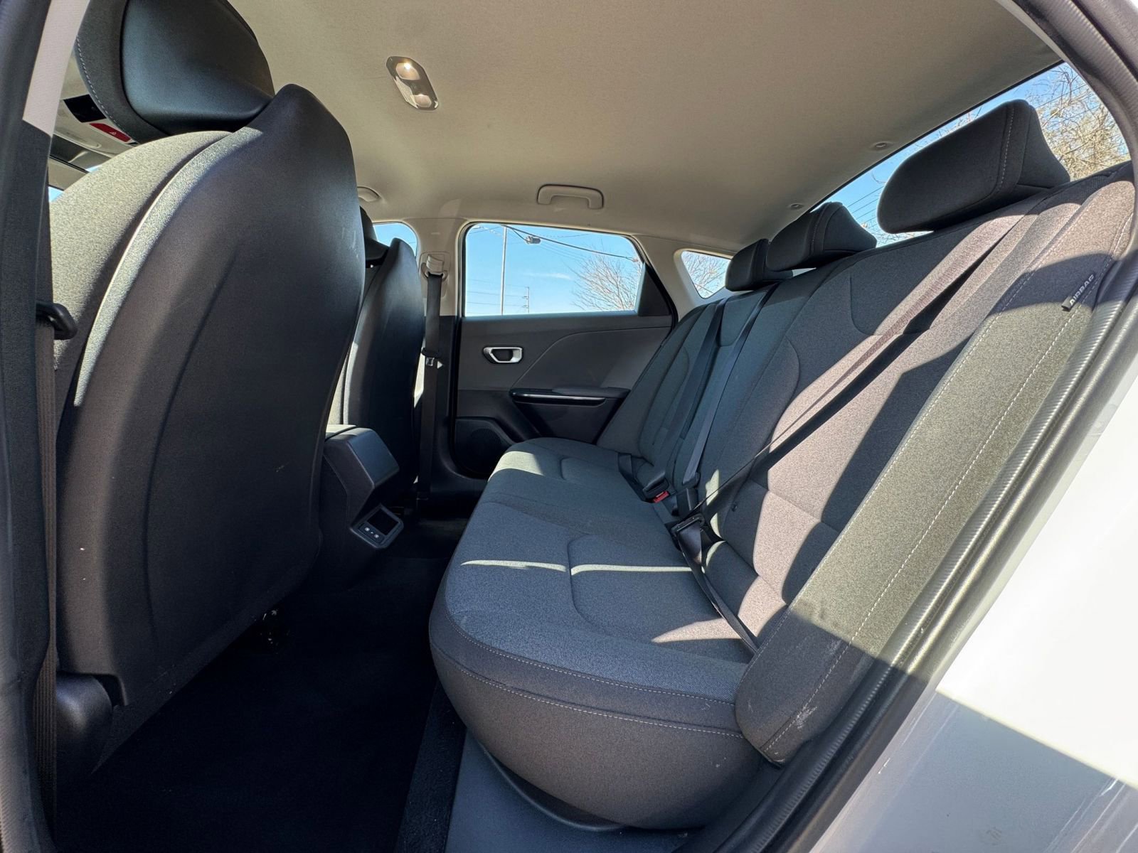 Used 2025 Kia K4 LXS FWD image 23