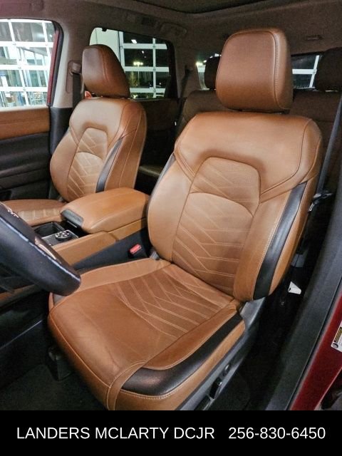Used 2023 Nissan Pathfinder Platinum w/ Cargo Package AWD/4WD image 26