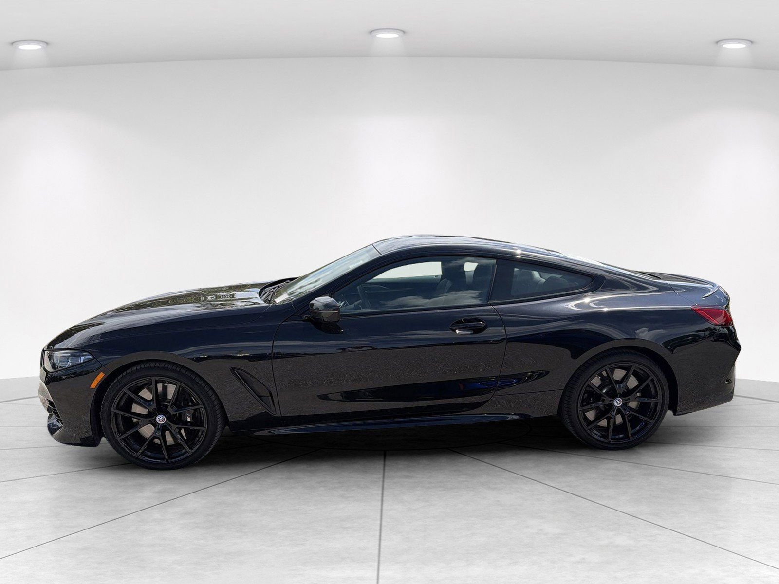 Certified 2023 BMW M850i xDrive Coupe w/ M Carbon Exterior Package AWD/4WD image 7