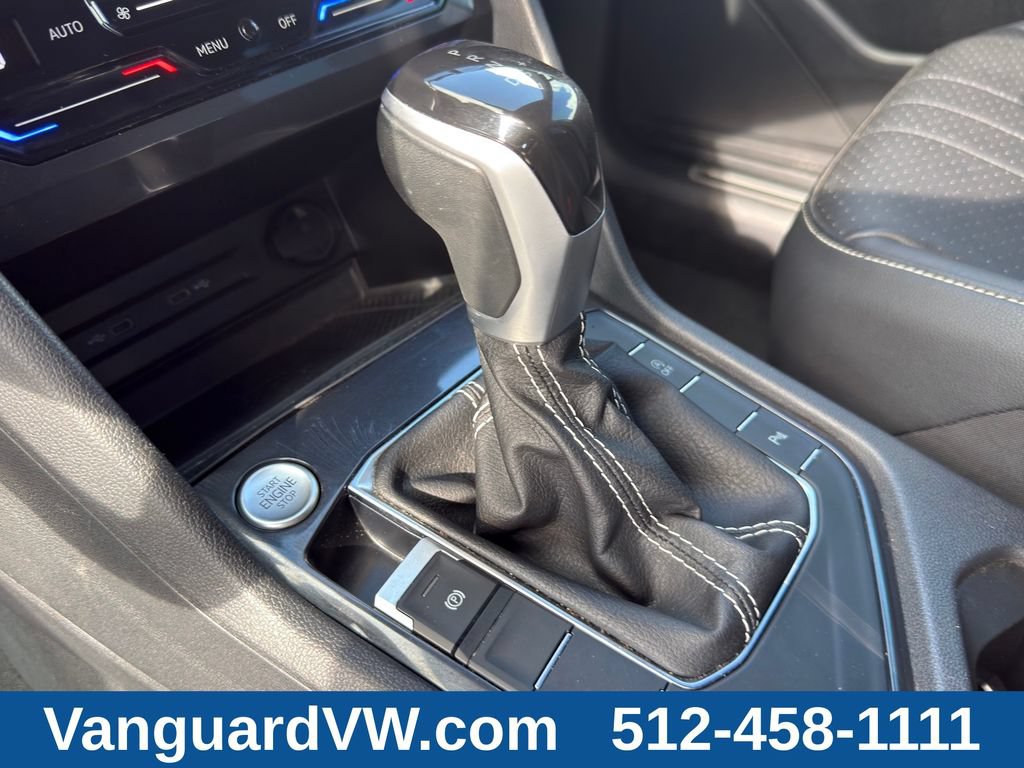 Used 2023 Volkswagen Tiguan SE R-Line FWD image 15