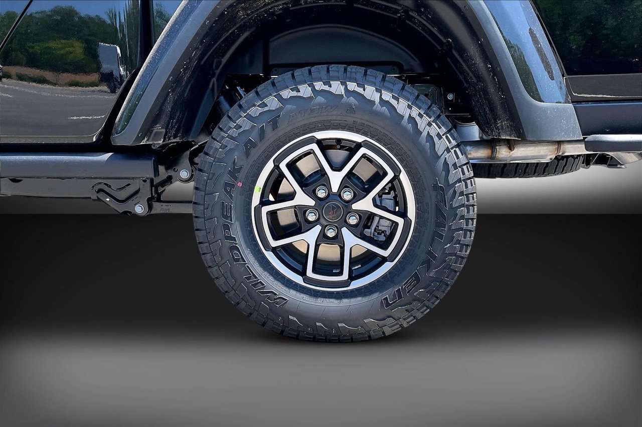 New 2026 Jeep Gladiator Rubicon AWD/4WD image 33