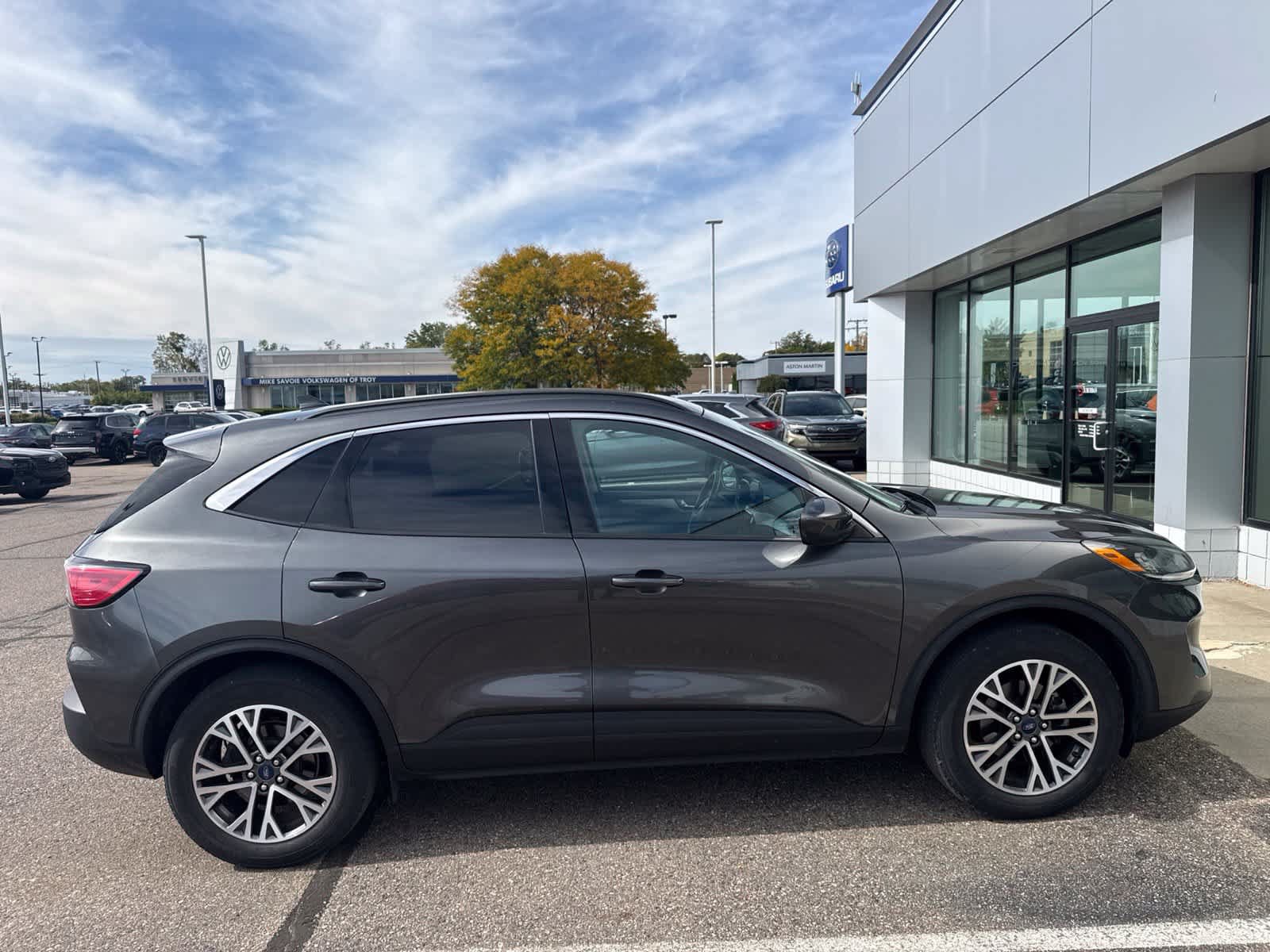 Used 2020 Ford Escape SEL AWD/4WD image 9