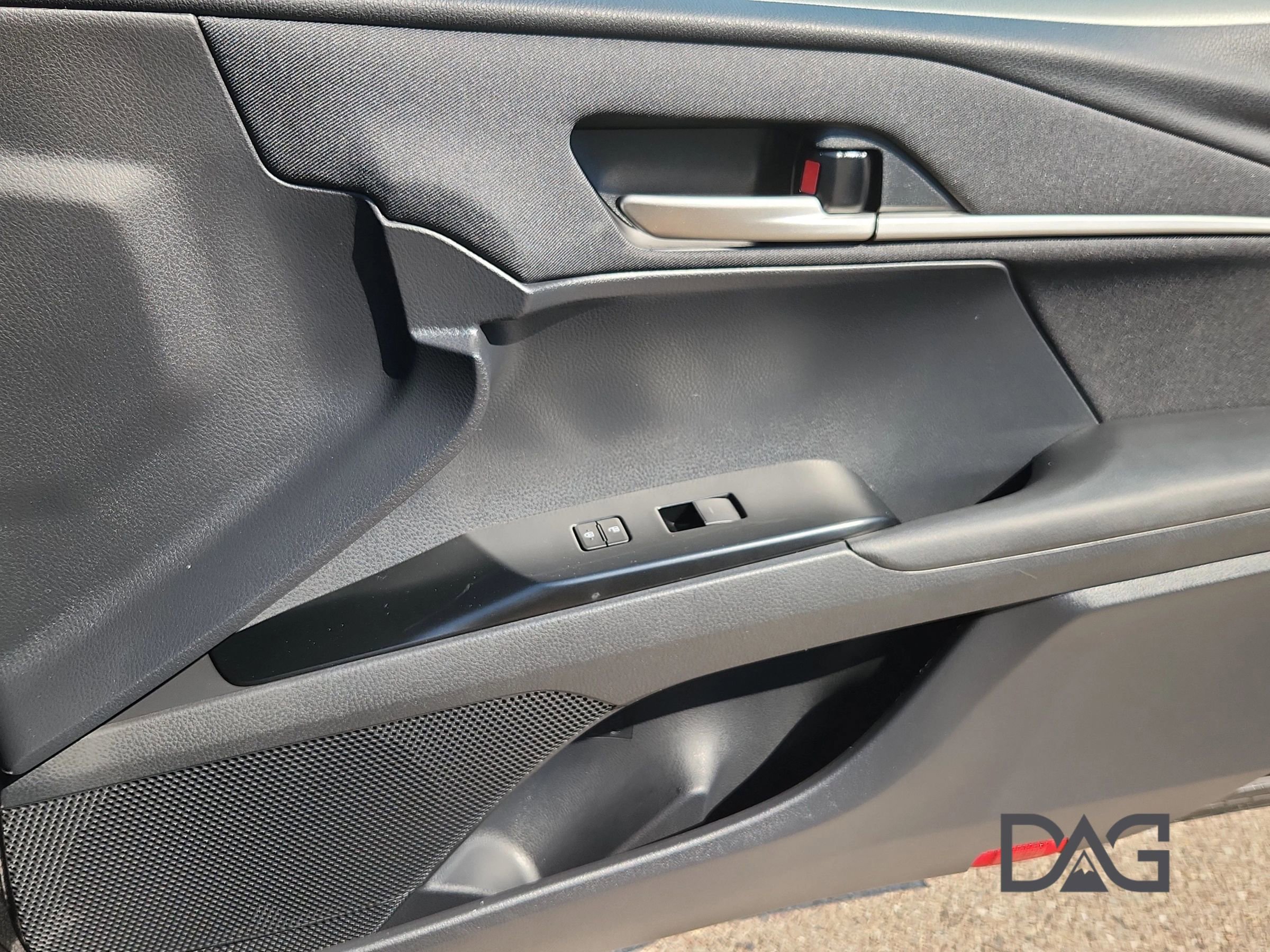 Used 2025 Toyota Camry LE image 23