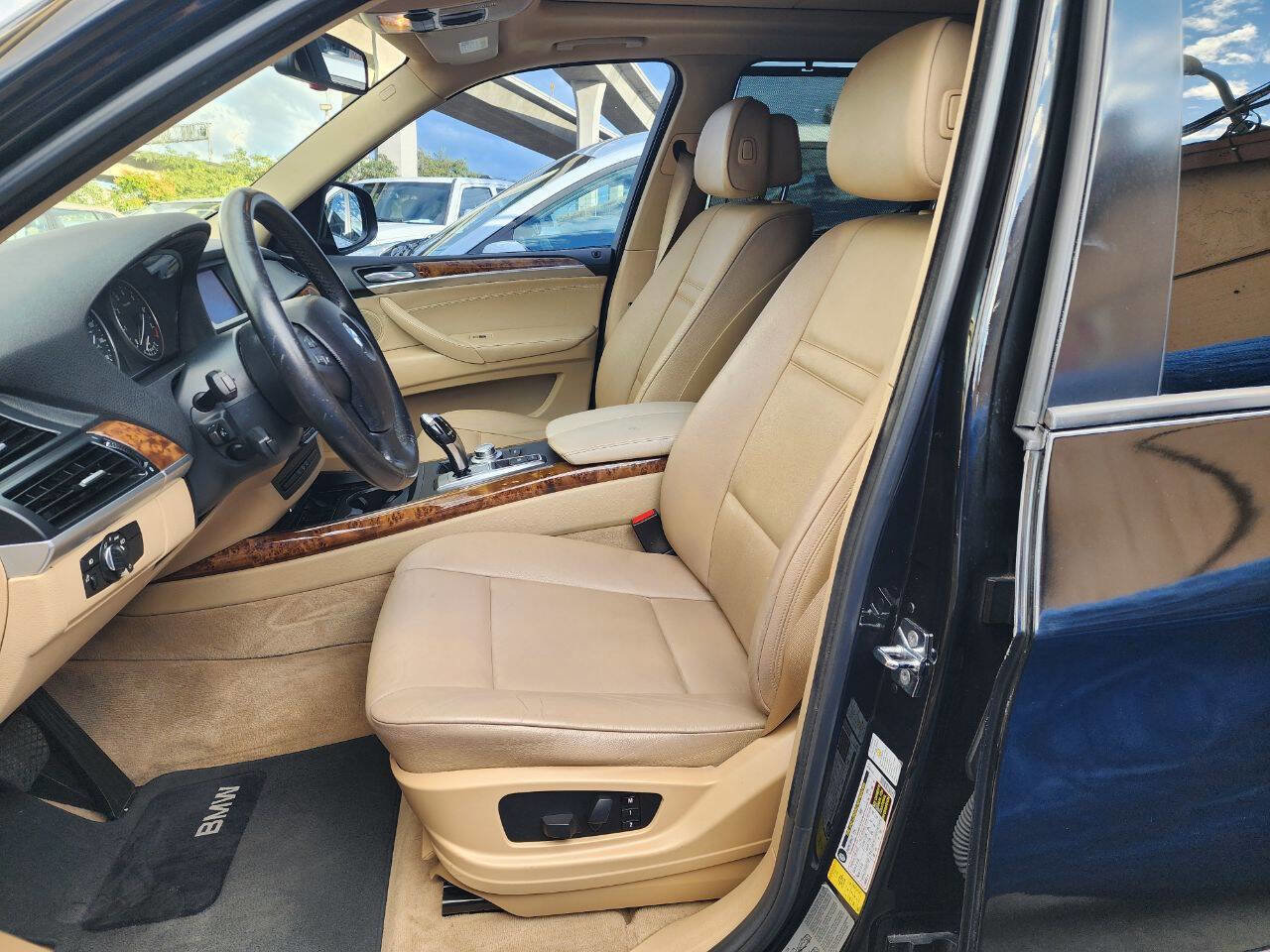 Used 2008 BMW X5 3.0si image 33