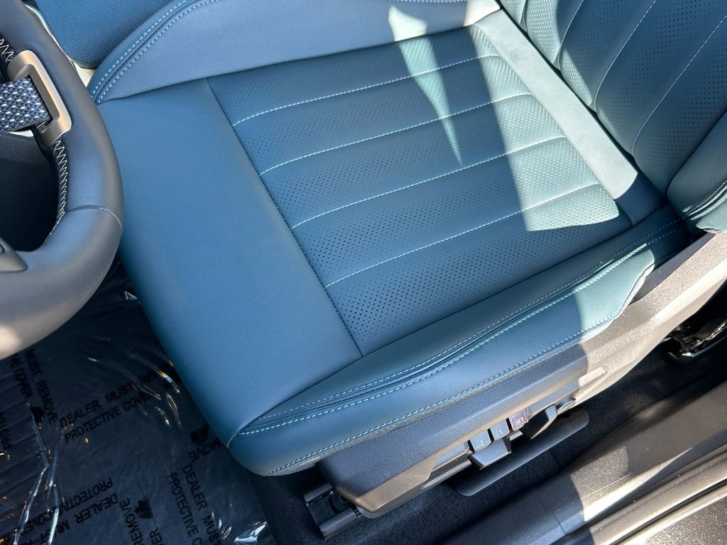 Used 2025 MINI Cooper Countryman S w/ Comfort Package Max image 15