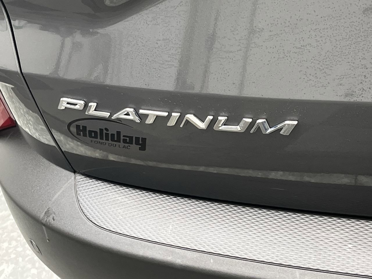 Used 2025 Ford Escape Platinum AWD/4WD image 31