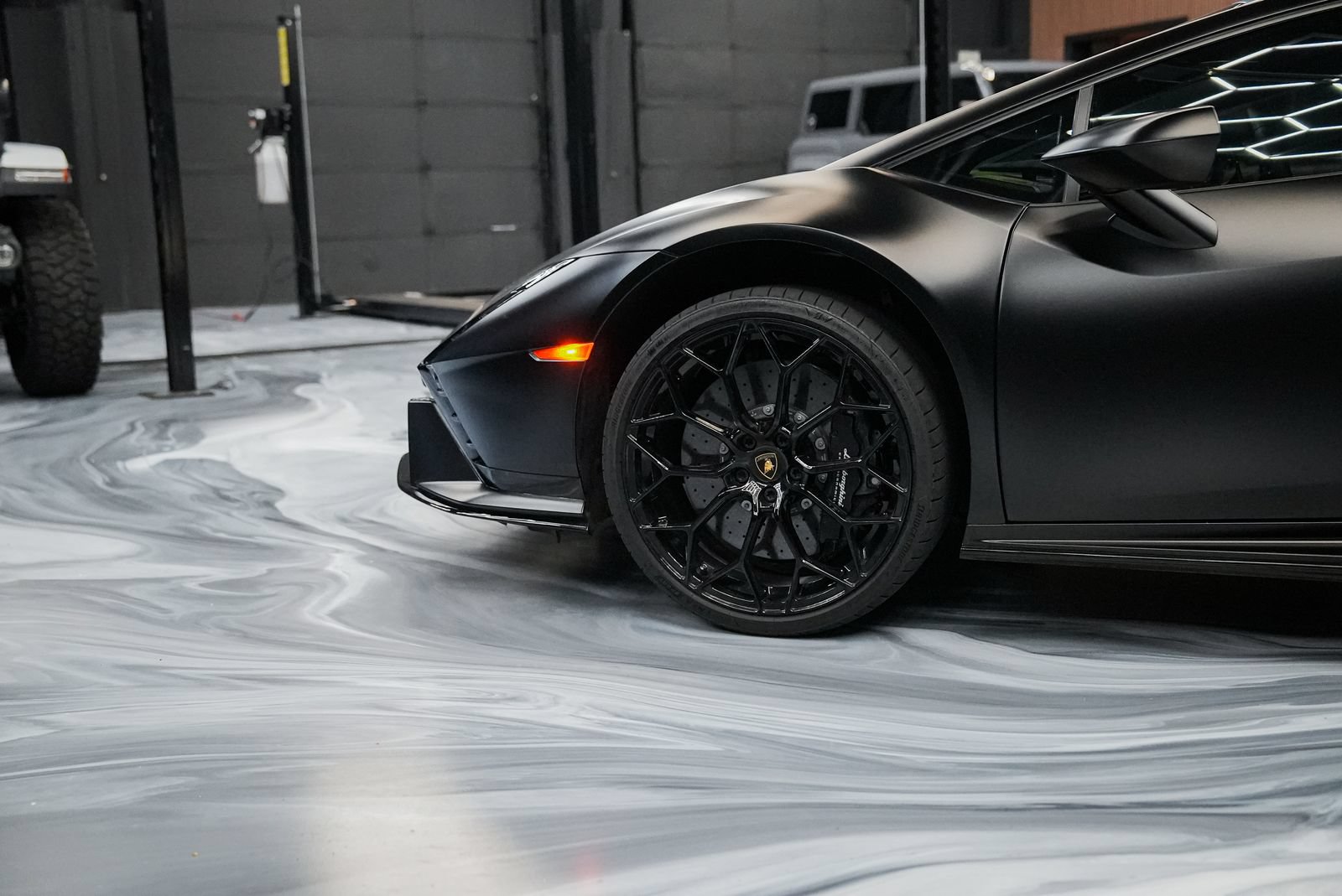 Used 2023 Lamborghini Huracan Tecnica RWD image 20