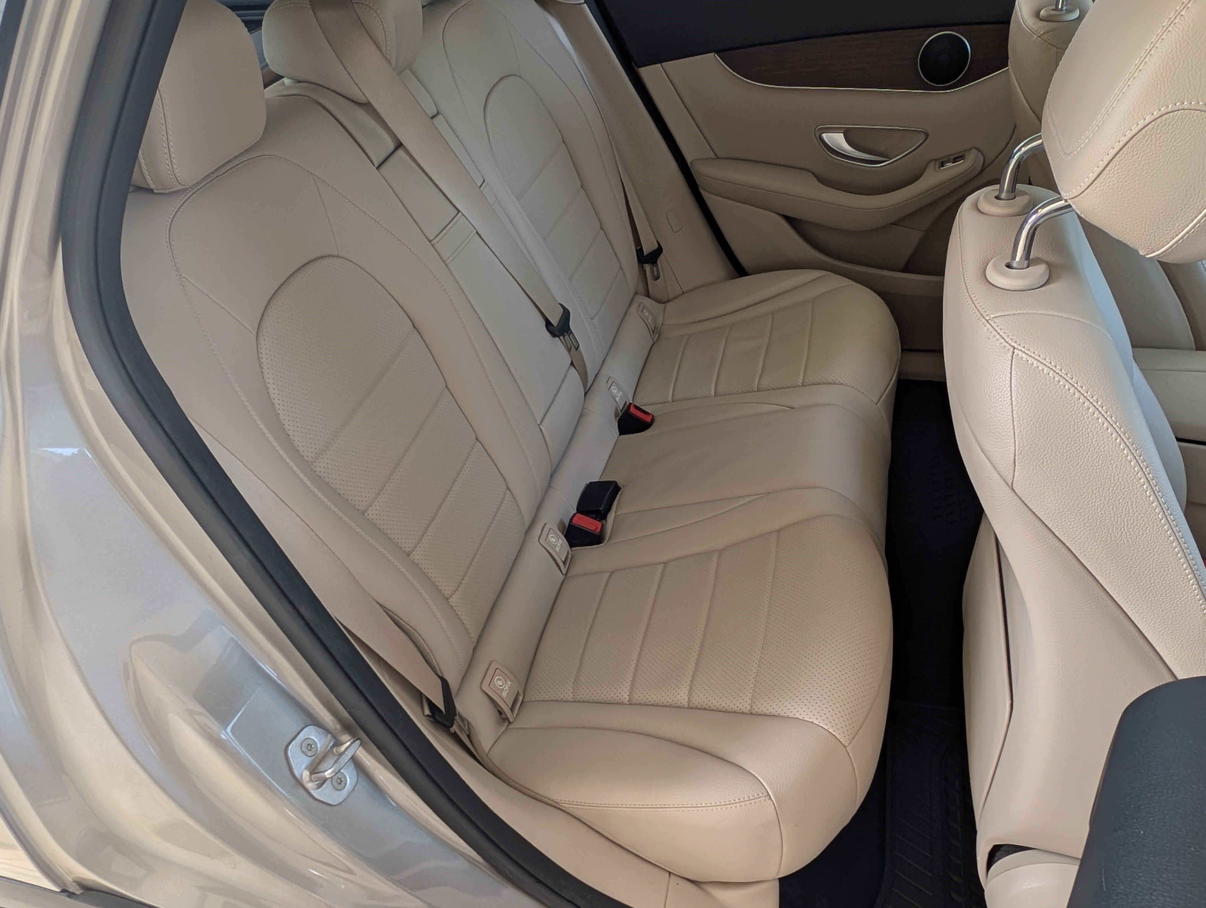 Used 2020 Mercedes-Benz GLC 300 image 20