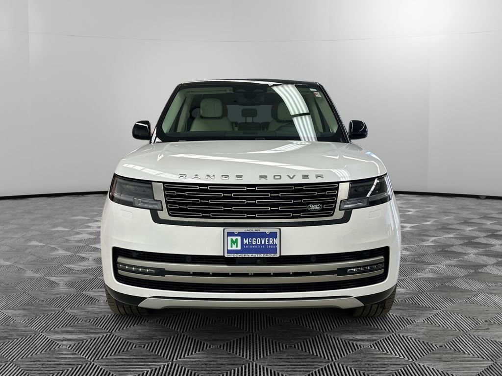 Used 2024 Land Rover Range Rover Long Wheelbase SE image 8