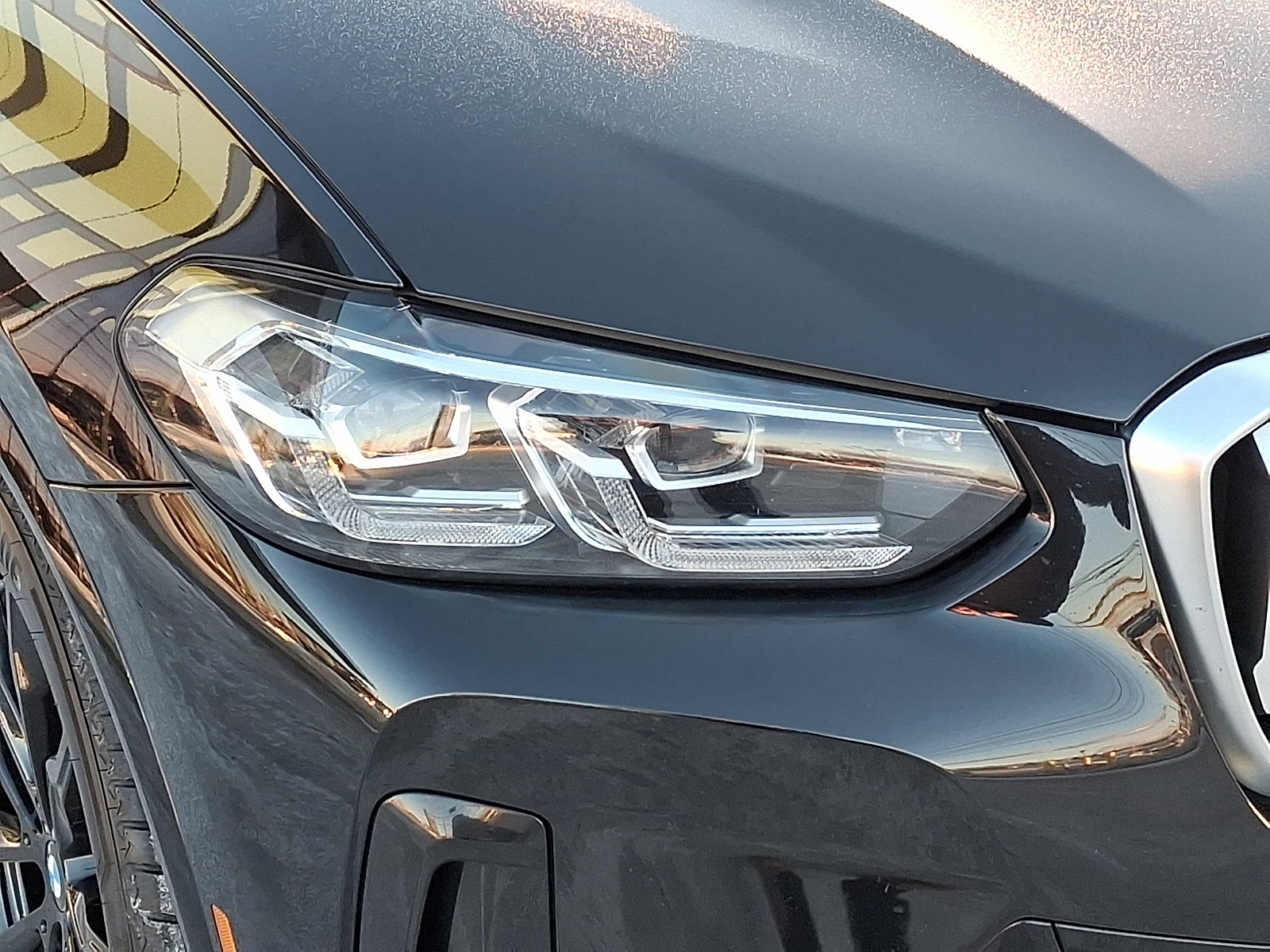 Used 2022 BMW X3 xDrive30i w/ M Sport Package 2 image 8