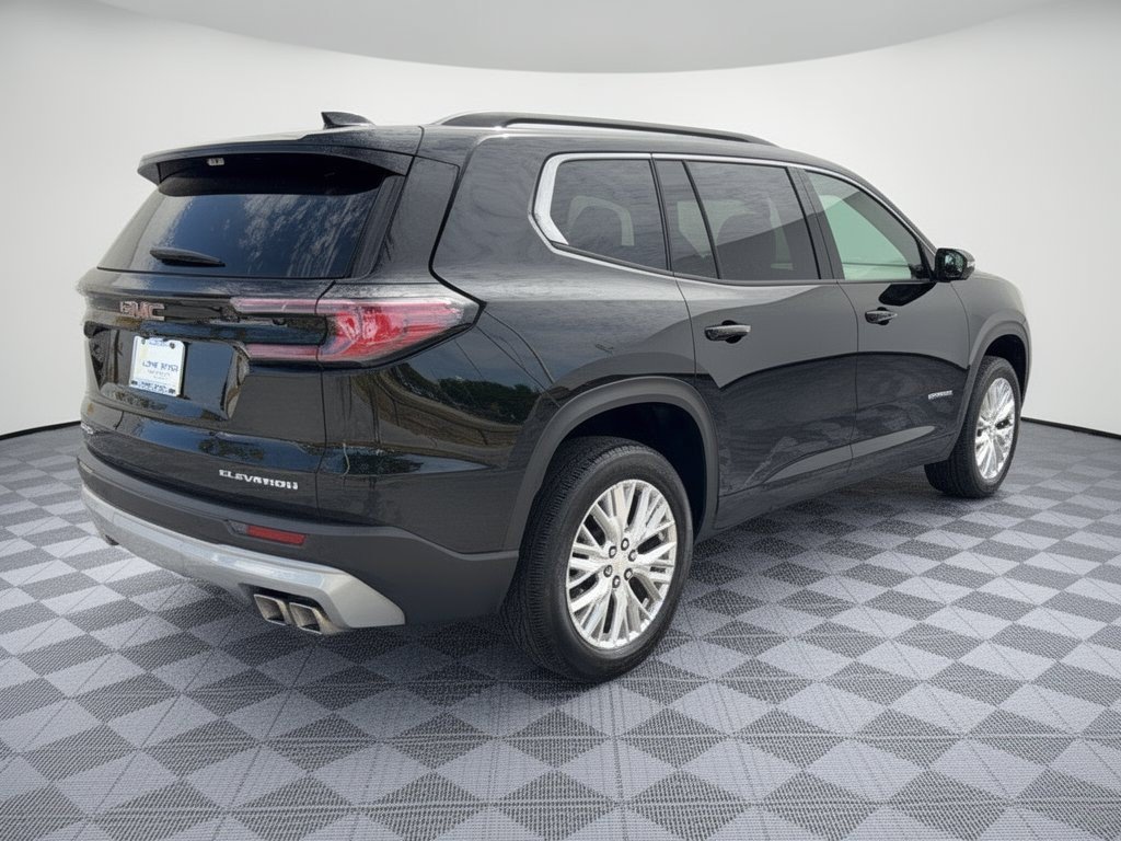Certified 2026 GMC Acadia Elevation w/ Elevation Premium Package FWD image 9