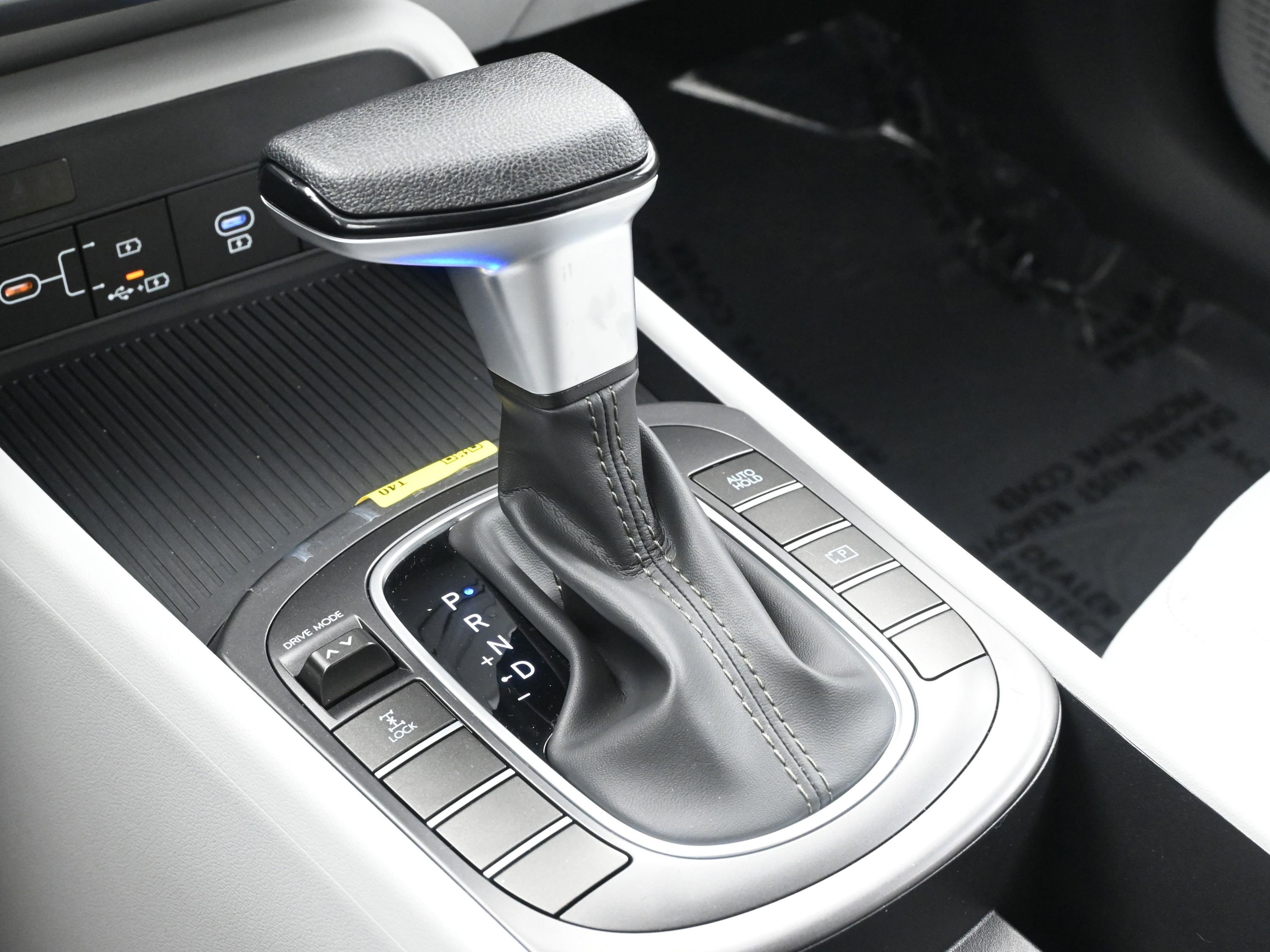 Certified 2026 Hyundai Kona SE image 22