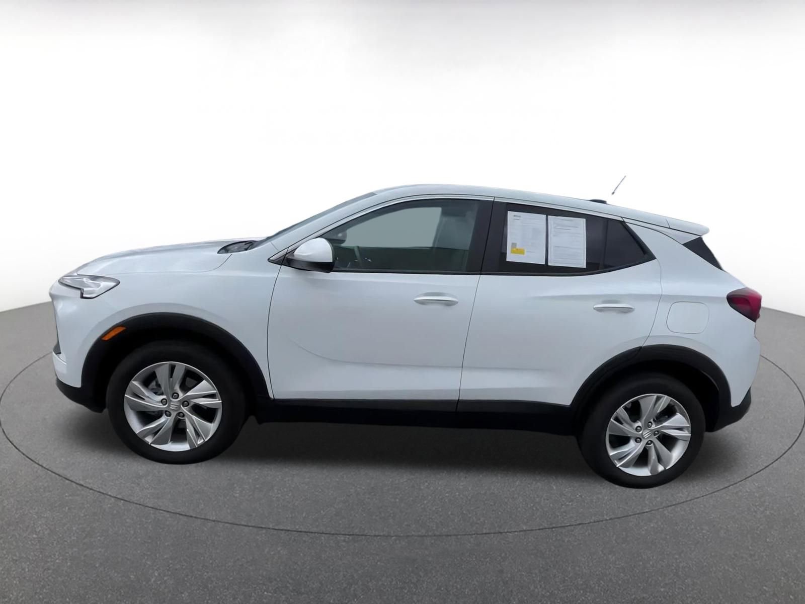 Used 2025 Buick Encore GX Preferred image 8