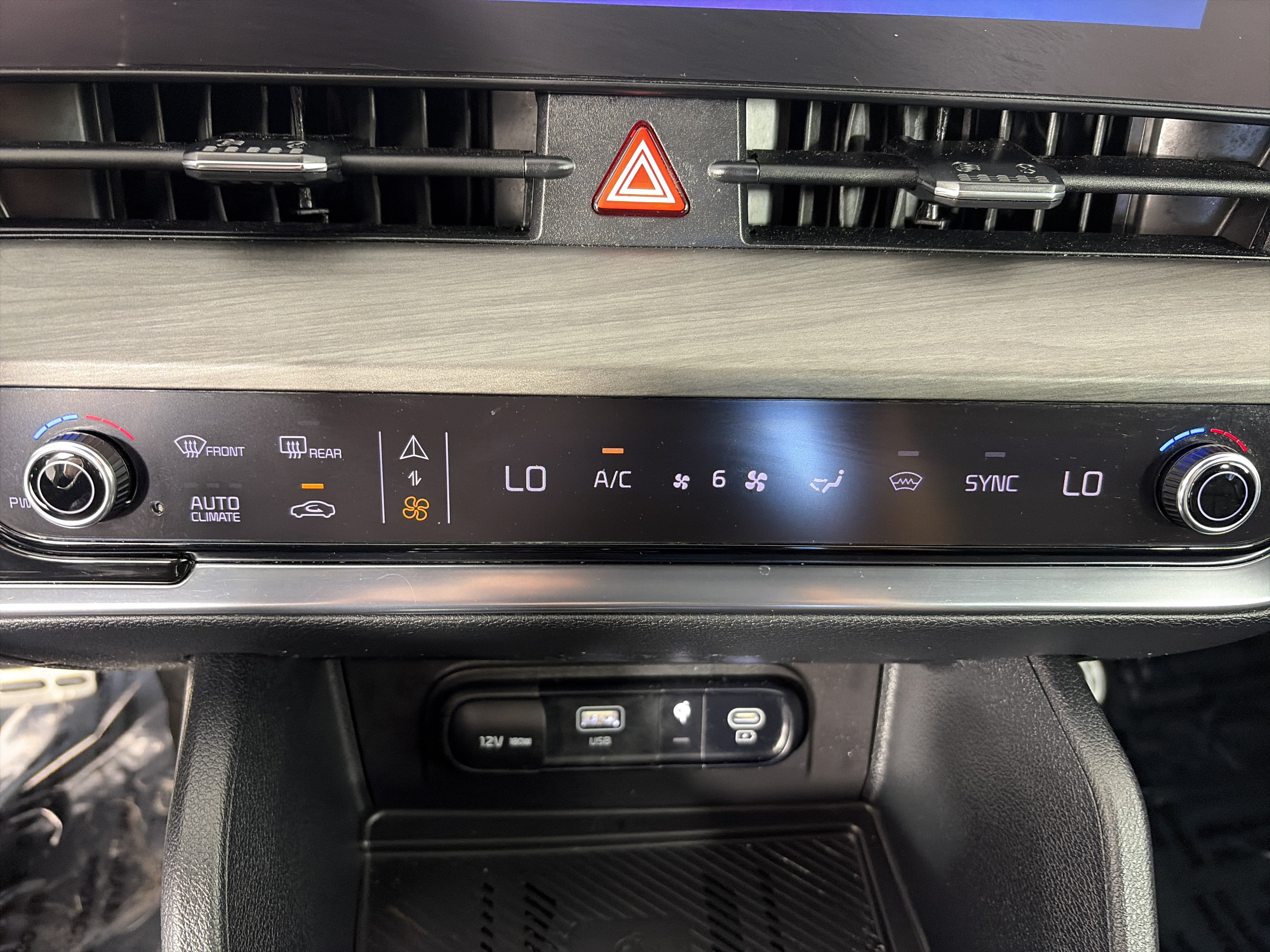 Certified 2023 Kia Sportage X-Pro Prestige AWD/4WD image 26