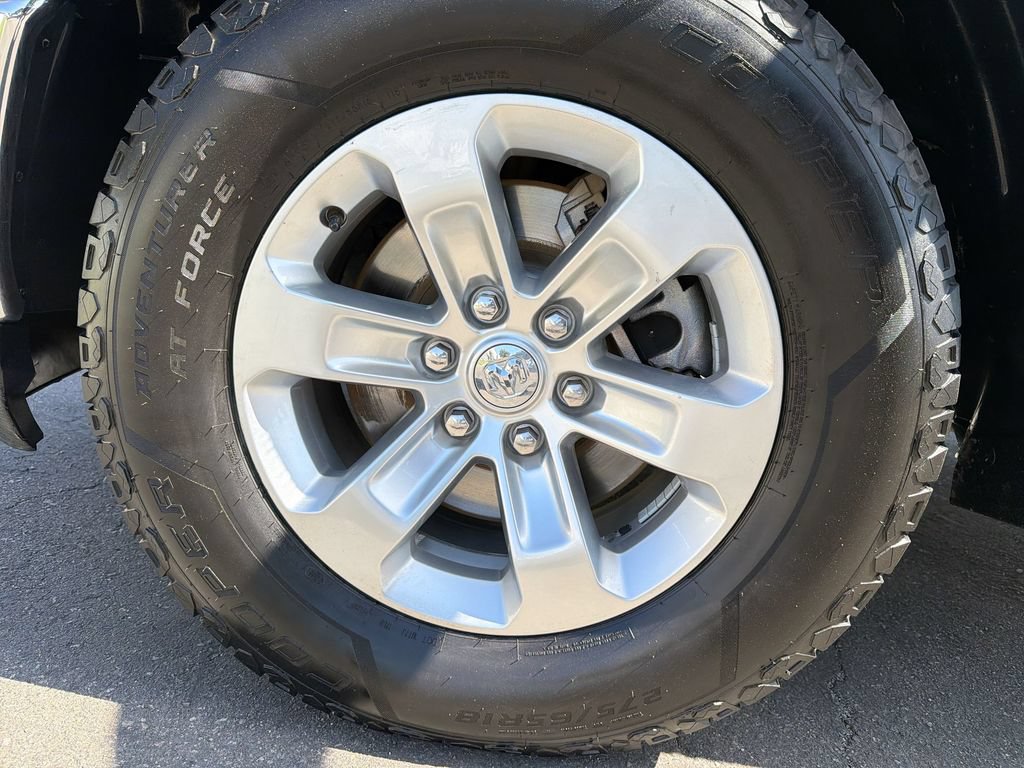 Used 2024 RAM 1500 Laramie AWD/4WD image 18